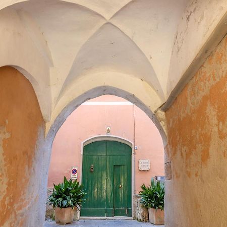 La Corte Sconta Finalborgo Finale Ligure Exterior photo